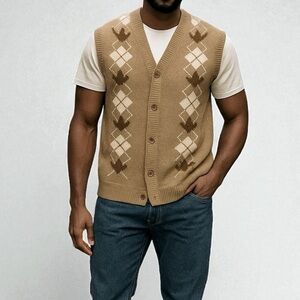 Vintage 90’s Canadian Maple Leaf Argyle Button Front Sweater Vest | Size XL